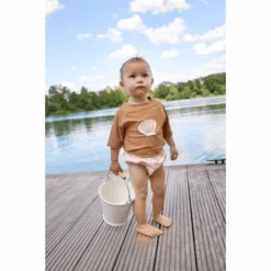 LÄSSIG UV-Kurzarm-Badeshirt Muscheln Karamell -Deutschland Baby Mode Traum Verkaufs-Shop laessig uv kurzarm badeshirt muscheln karamell a413248 3