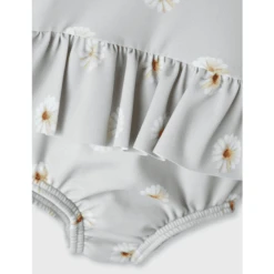 Lil Atelier Lil'Atelier Badeanzug Nbffiona Harbor Mist -Deutschland Baby Mode Traum Verkaufs-Shop lilatelier badeanzug nbffiona harbor mist a411404 2