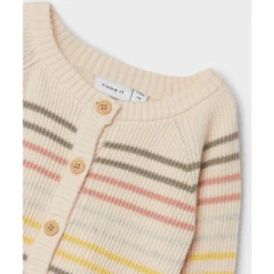 Name It Strickjacke Nbfhipas Créme De Pêche 3 Name It Strickjacke Nbfhipas Créme De Pêche -Deutschland Baby Mode Traum Verkaufs-Shop name it strickjacke nbfhipas creme de peche a416405 1